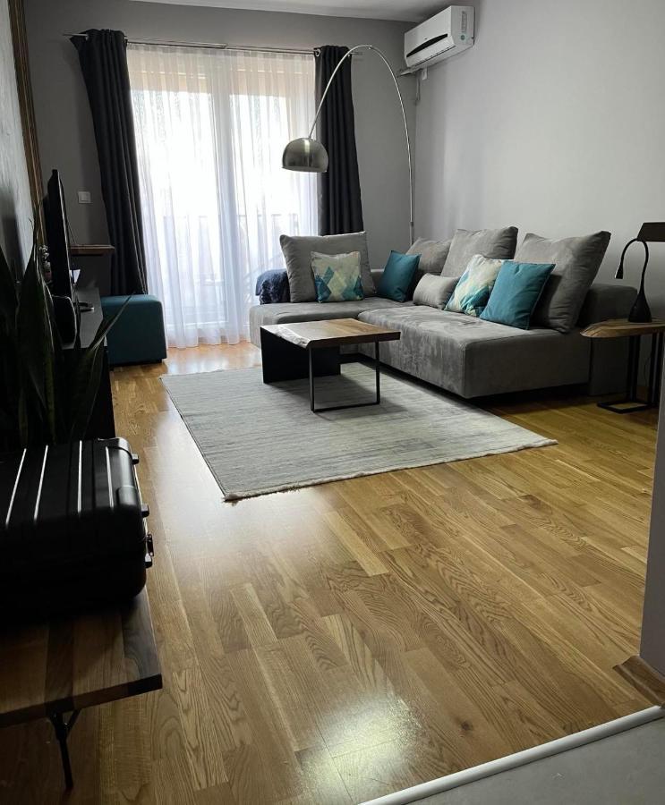 Porta Leks Apartment, Self Check-In, Own Parking Skopie Exterior foto